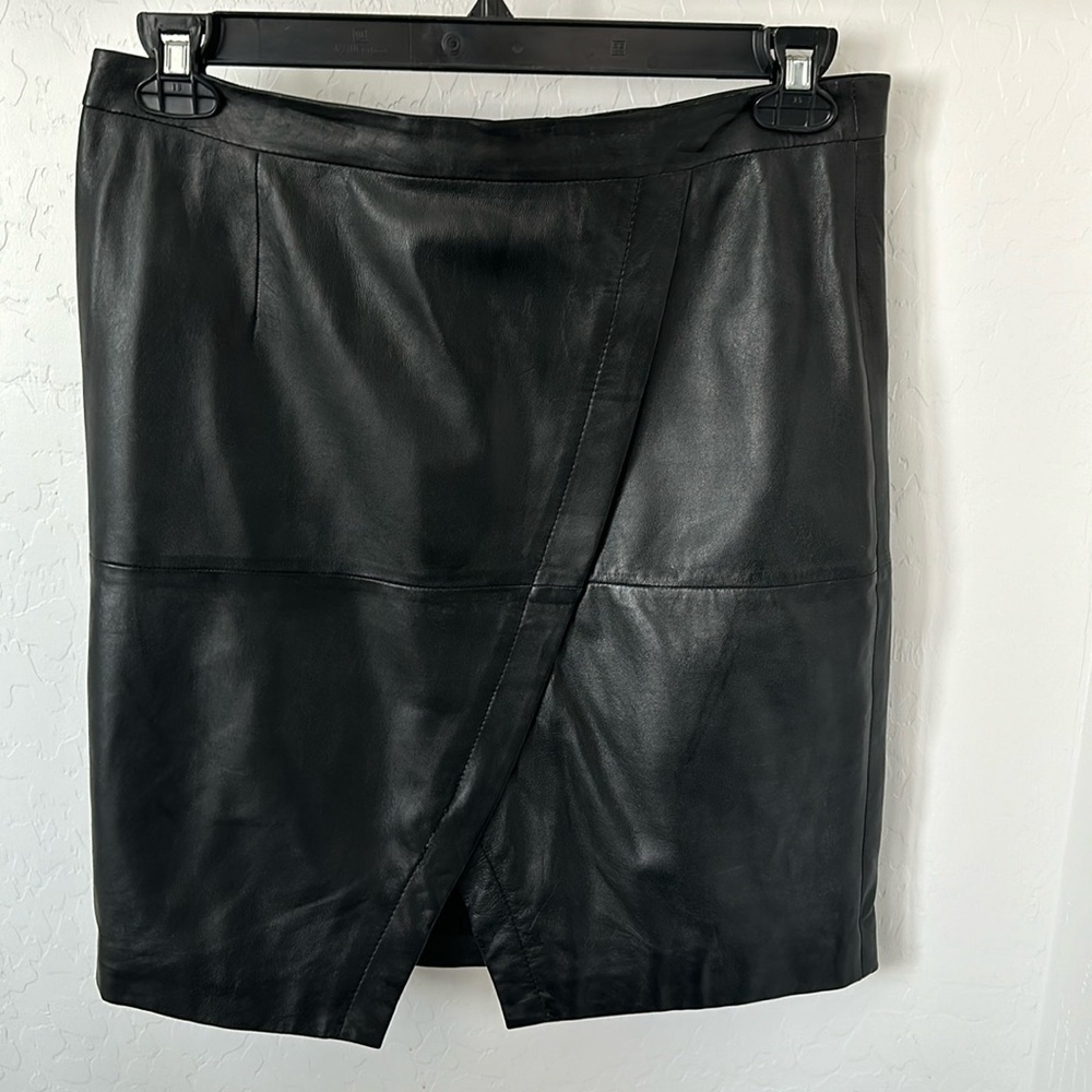 Michael Kors genuine lambskin skirt size 12